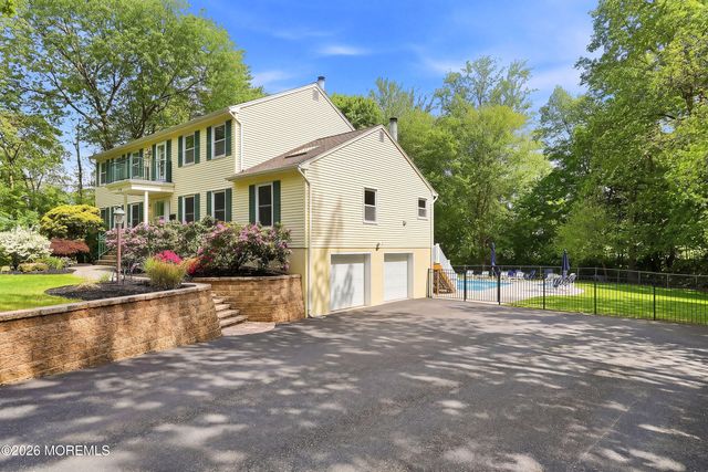 136 Green Oak Boulevard, Middletown, NJ 07748