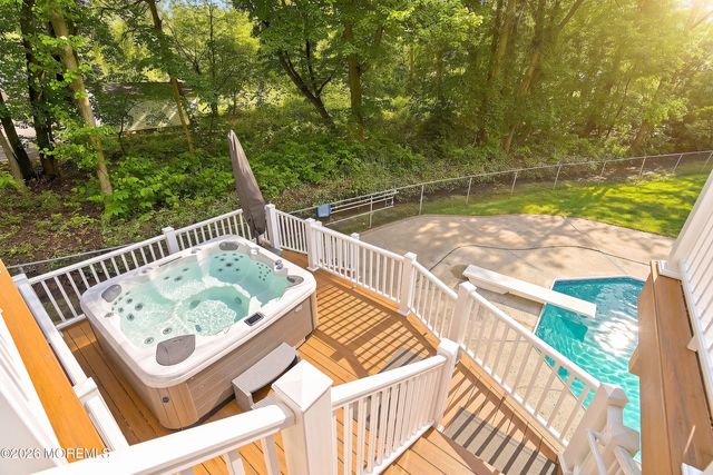 136 Green Oak Boulevard, Middletown, NJ 07748