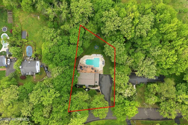 136 Green Oak Boulevard, Middletown, NJ 07748