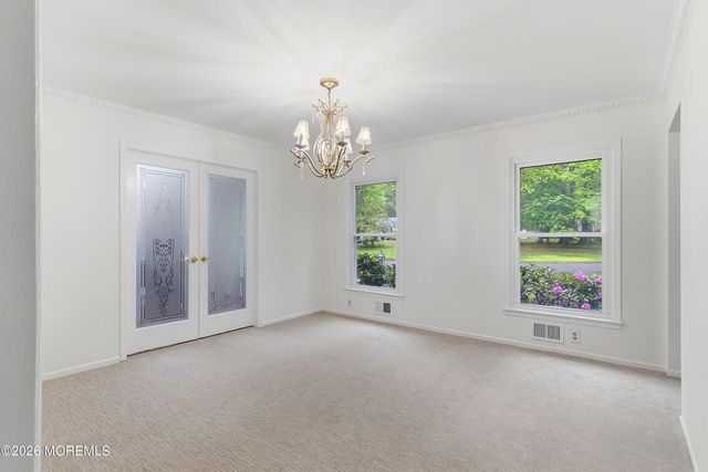 136 Green Oak Boulevard, Middletown, NJ 07748