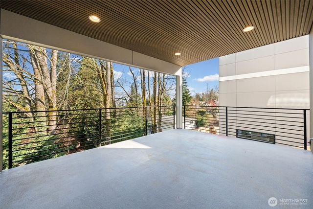 16050 SE 44TH Court, Bellevue, WA 98006