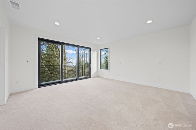 16050 SE 44TH Court, Bellevue, WA 98006