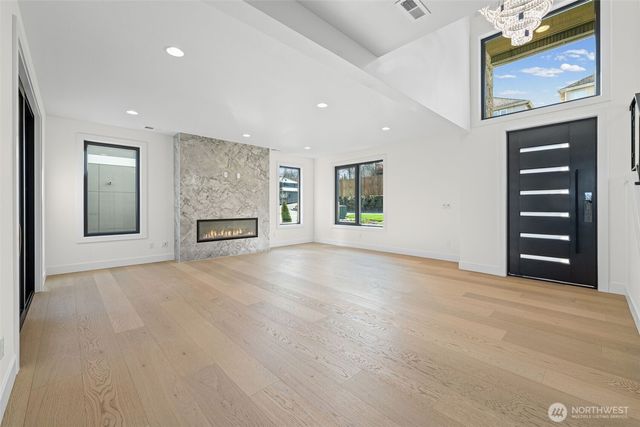 16050 SE 44TH Court, Bellevue, WA 98006