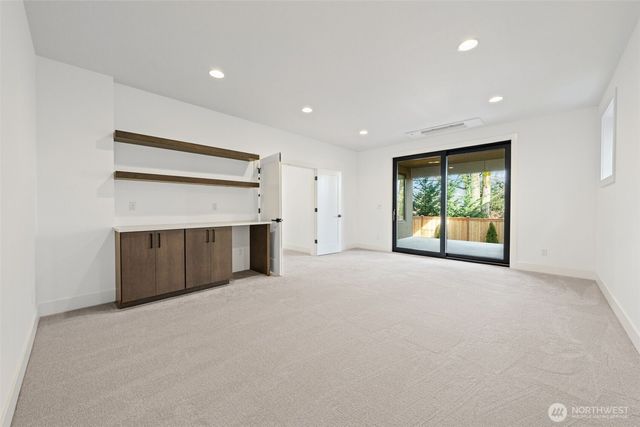 16050 SE 44TH Court, Bellevue, WA 98006