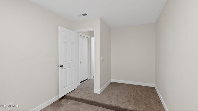 453 E LAREDO Street, Chandler, AZ 85225