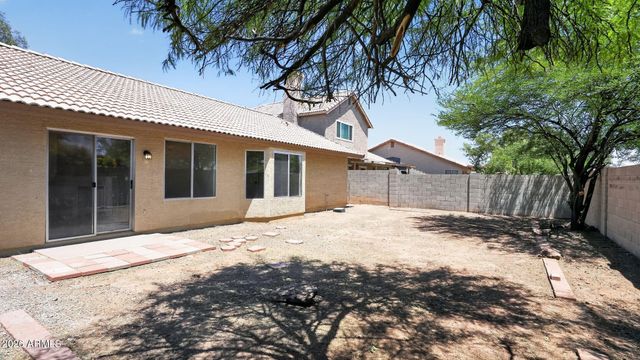 453 E LAREDO Street, Chandler, AZ 85225