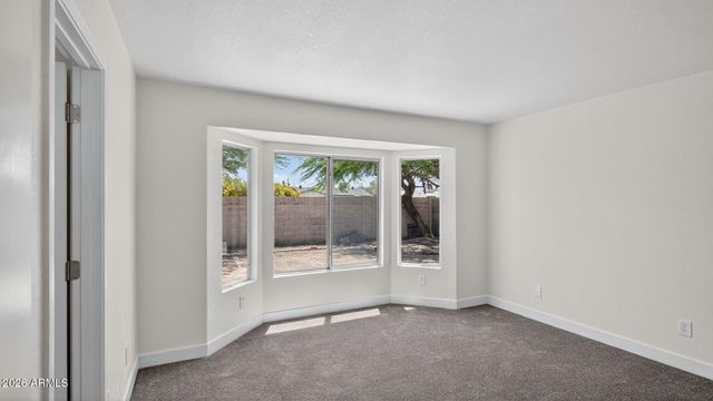 453 E LAREDO Street, Chandler, AZ 85225