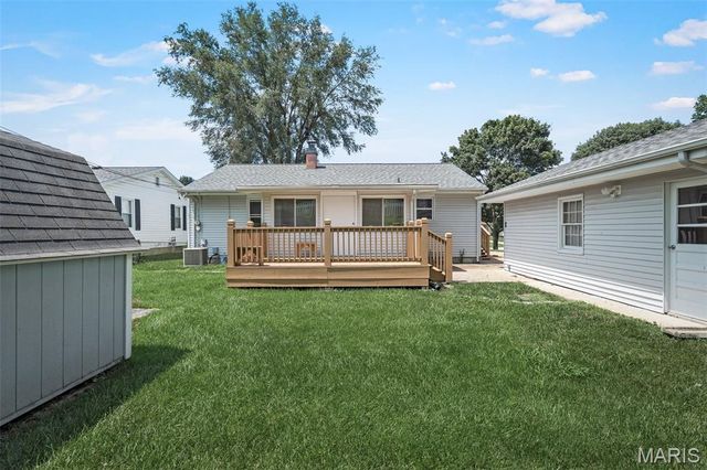 430 Rose Drive, St Charles, MO 63301