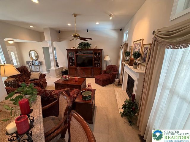 5383 Prophets Way, Lower Macungie Twp, PA 18106