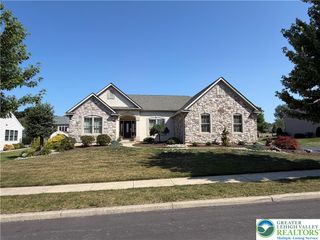 5383 Prophets Way, Lower Macungie Twp, PA 18106