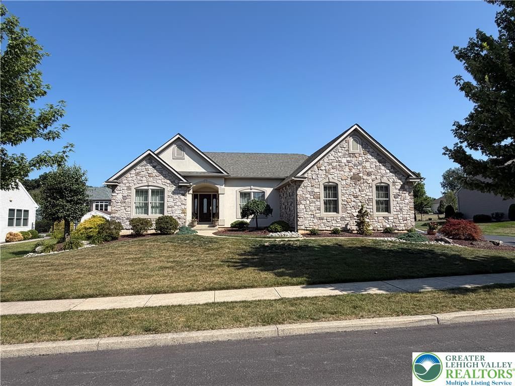 5383 Prophets Way, Lower Macungie Twp, PA 18106
