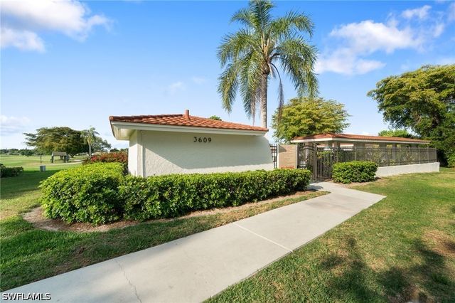 3605 Boca Ciega DR 208, Naples, FL 34112