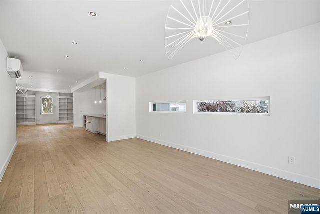 75 Highwood Avenue, Tenafly, NJ 07670