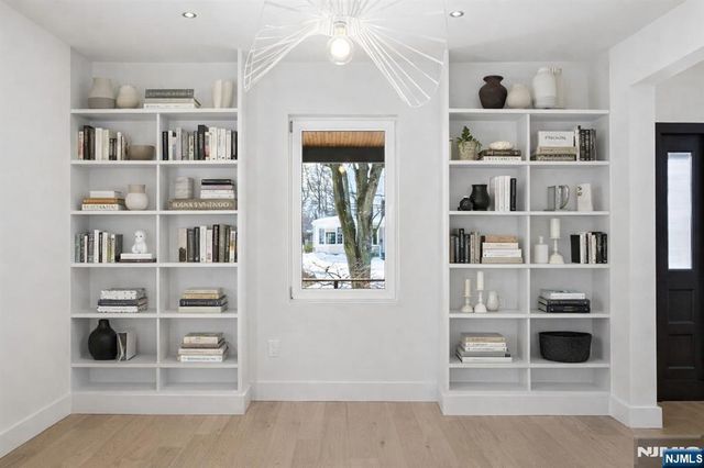 75 Highwood Avenue, Tenafly, NJ 07670