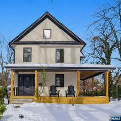 75 Highwood Avenue, Tenafly, NJ 07670