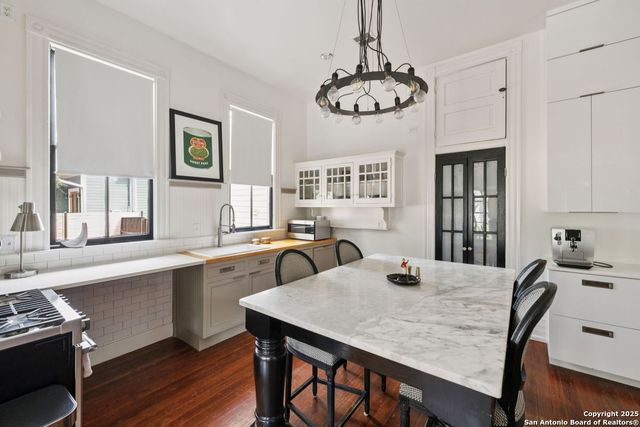 227 Claudia St, San Antonio, TX 78210