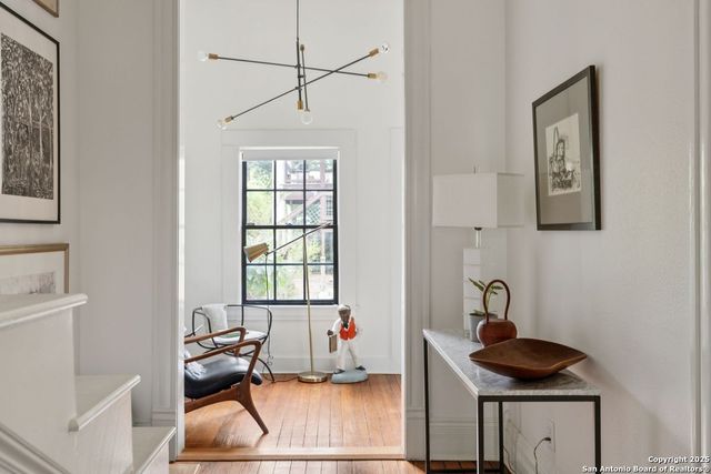 227 Claudia St, San Antonio, TX 78210