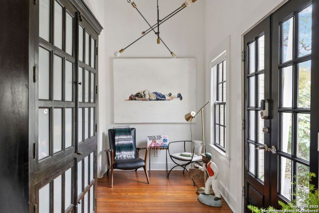 227 Claudia St, San Antonio, TX 78210