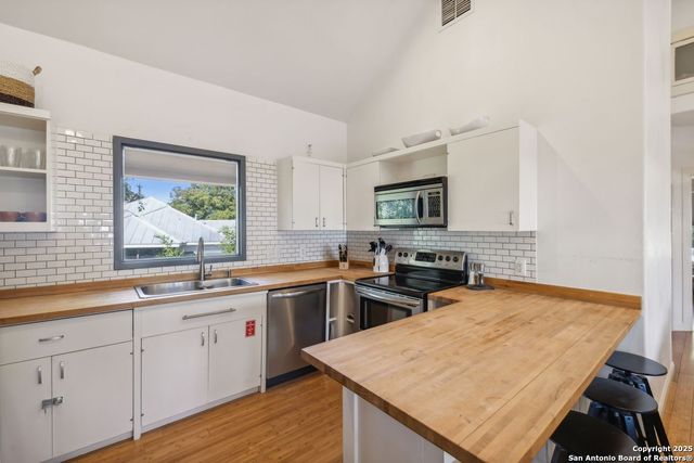 227 Claudia St, San Antonio, TX 78210