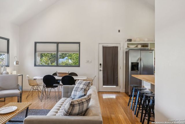 227 Claudia St, San Antonio, TX 78210