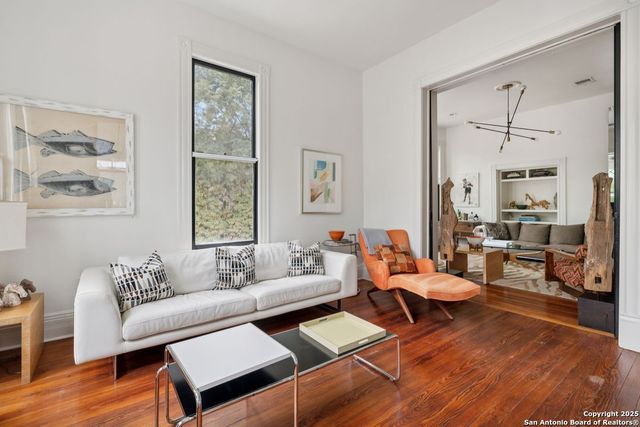 227 Claudia St, San Antonio, TX 78210