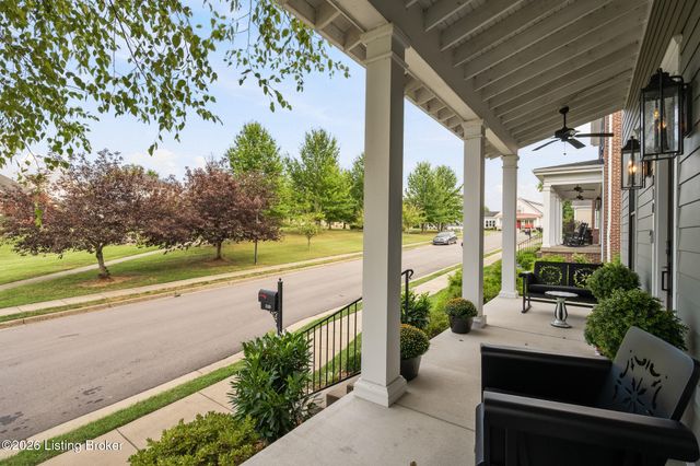 310 Kirkwood Glen Cir, Louisville, KY 40207