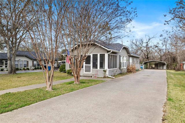 113 Woodland Street, Malakoff, TX 75148