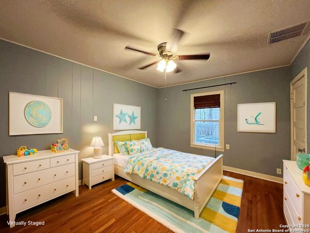 127 Larchmont Drive, San Antonio, TX 78209