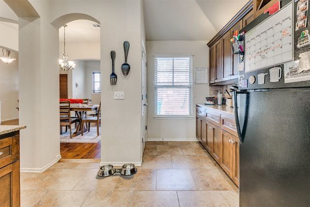 200 Nature Lane, Edmond, OK 73034