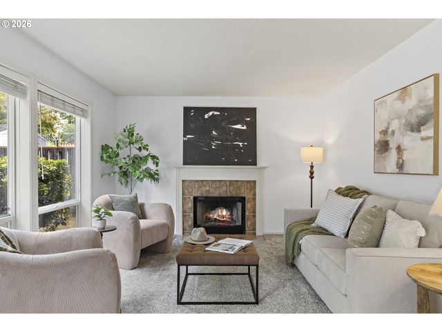 14955 Se STANHOPE Rd, Clackamas, OR 97015