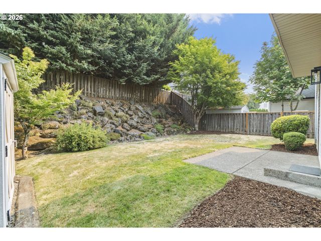 14955 Se STANHOPE Rd, Clackamas, OR 97015
