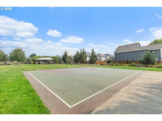 14955 Se STANHOPE Rd, Clackamas, OR 97015
