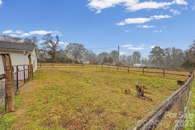 5500 Old Winnsboro Road, Great Falls, SC 29055