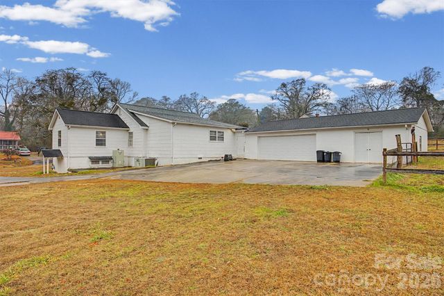5500 Old Winnsboro Road, Great Falls, SC 29055
