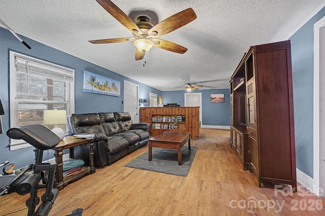 5500 Old Winnsboro Road, Great Falls, SC 29055