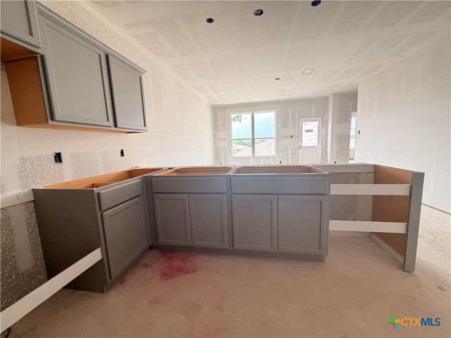 306 University Avenue, Troy, TX 76579