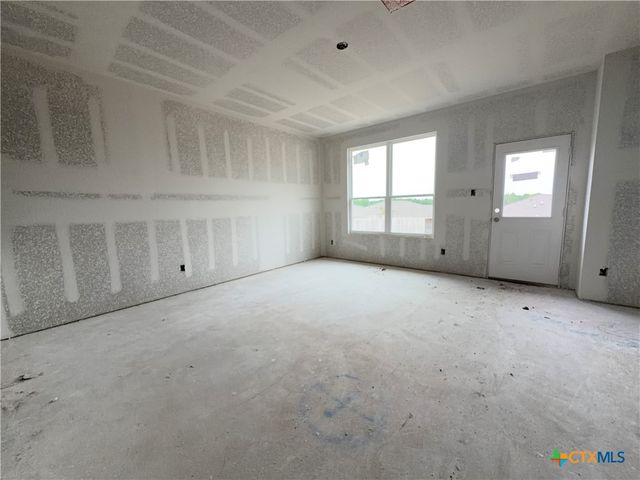 306 University Avenue, Troy, TX 76579
