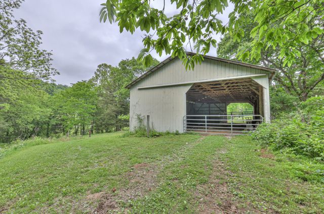 1271 Bivins Rd, Lewisburg, TN 37091