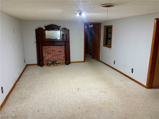2023 Lake Washington Road, Washington, WV 26181