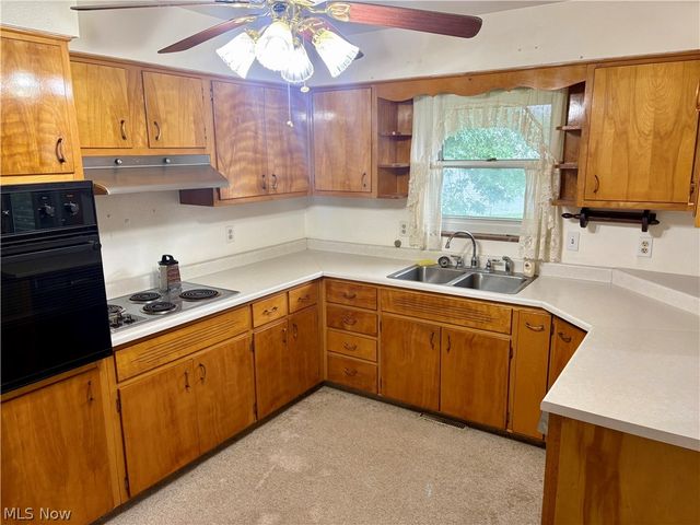 2023 Lake Washington Road, Washington, WV 26181