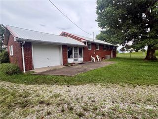 2023 Lake Washington Road, Washington, WV 26181