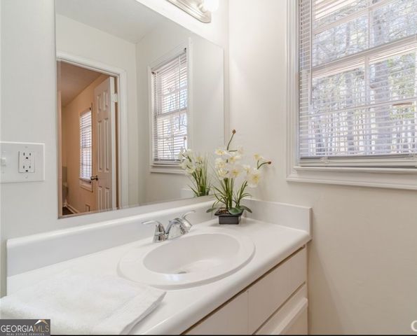 3760 Sunny Hill DR, Loganville, GA 30052