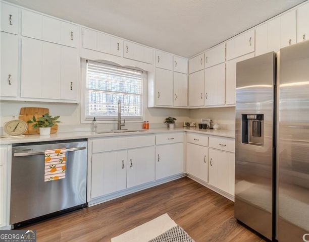 3760 Sunny Hill DR, Loganville, GA 30052