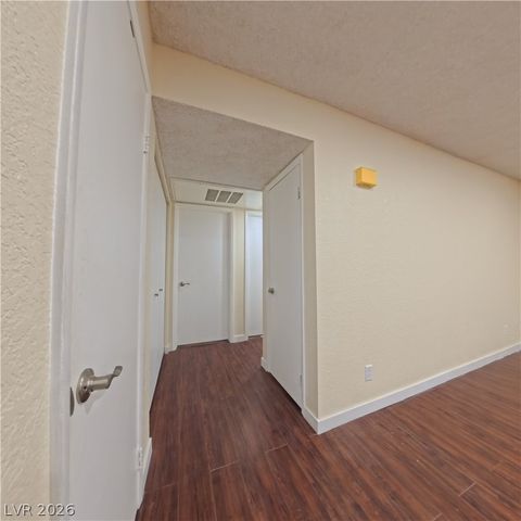 2701 Otter Creek Court 201, Las Vegas, NV 89117