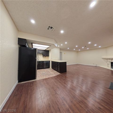 2701 Otter Creek Court 201, Las Vegas, NV 89117