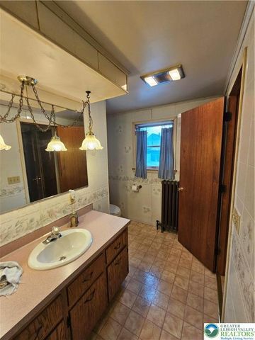 230 2nd Street, Lehighton Boro, PA 18235