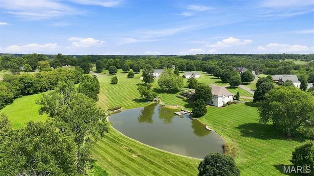 3 Bluff Haven Drive, Troy, MO 63379