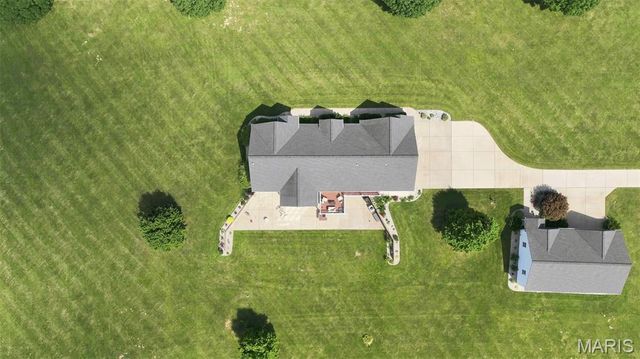 3 Bluff Haven Drive, Troy, MO 63379