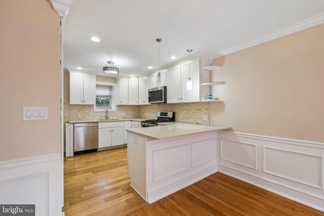 406 N STERLING RD, Elkins Park, PA 19027