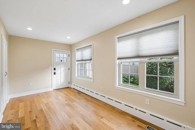 406 N STERLING RD, Elkins Park, PA 19027